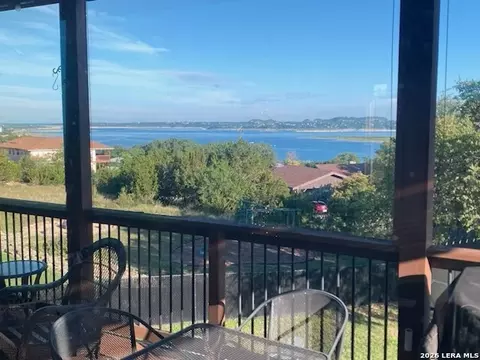 866 Artillery Dr, Canyon Lake, TX 78133