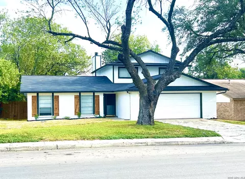 9827 Heritage Farm, San Antonio, TX 78245