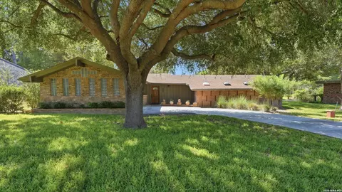 127 Fair Winds, Mcqueeney, TX 78123