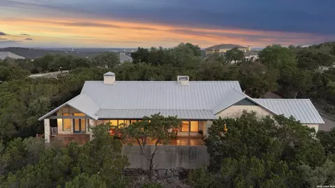 15529 Escarpment Ok, Helotes, TX 78023
