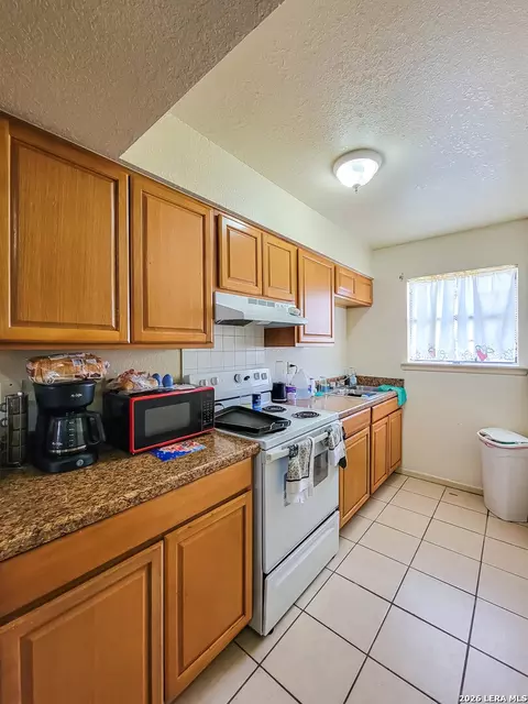 Kitchen - 1491 Katy Dr, Eagle Pass, TX 78852 photo 1 of 4