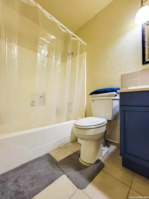 Bath - 1491 Katy Dr, Eagle Pass, TX 78852 photo 2 of 2