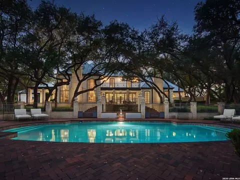 7 Lazy Holw, San Antonio, TX 78230