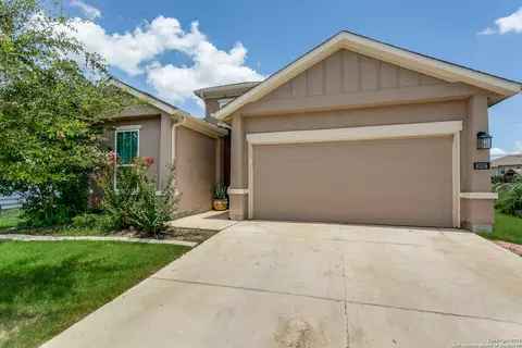 8359 Sunrise Gln, Schertz, TX 78154