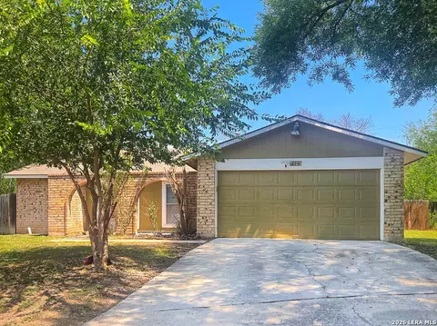 7103 Moss Creek Dr, San Antonio, TX 78238