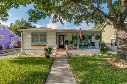 2218 W Magnolia Ave, San Antonio, TX 78201