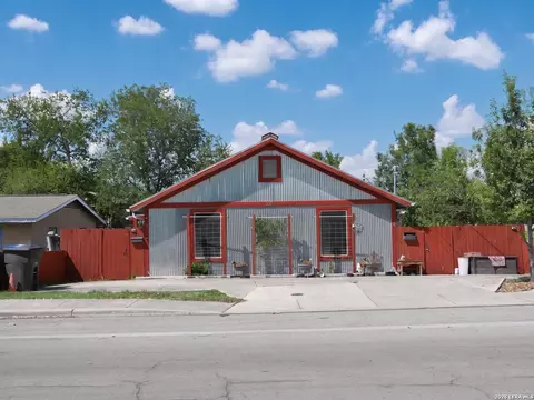 401 Dora St, San Antonio, TX 78212