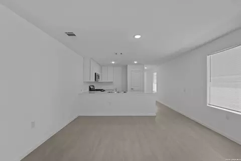 Living - 6051 Skipping Way, Von Ormy, TX 78073 photo 2 of 4
