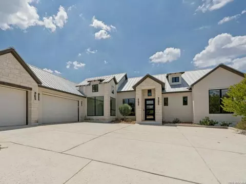 249 Fly Line Trl, New Braunfels, TX 78132