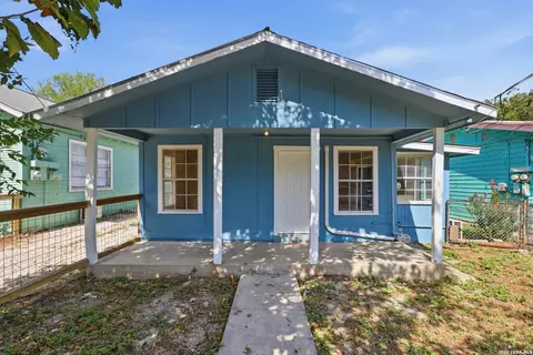 137 Brenner St, San Antonio, TX 78237