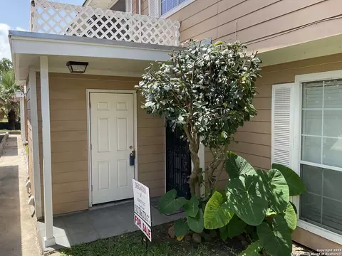 7322 Oak Mnr #36, San Antonio, TX 78229
