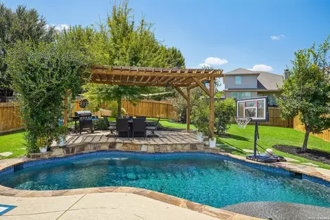 339 Cylamen, New Braunfels, TX 78132
