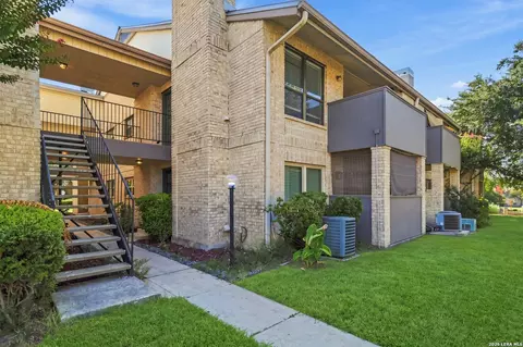 11843 Braesview #114, San Antonio, TX 78213