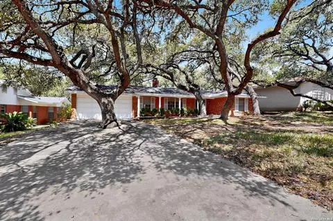 10911 Janet Lee Dr, San Antonio, TX 78230