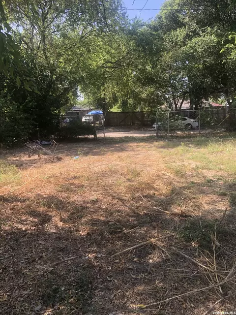 111 Hillrose, San Antonio, TX 78207