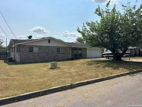 225 Barcelona, New Braunfels, TX 78130