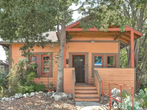 808 W French Pl, San Antonio, TX 78212