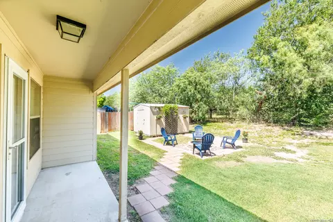 Exterior - 186 Talon, Luling, TX 78648 photo 2 of 6