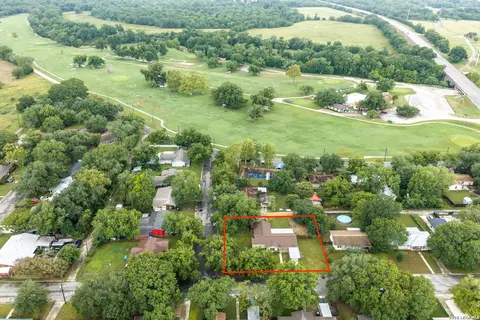 View/Area - 140 Hillcrest, Luling, TX 78648 photo 1 of 1