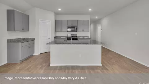 Entry Way - 330 Hodges St, Maxwell, TX 78656 photo 2 of 4