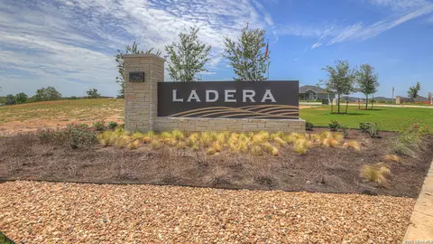 View/Area - 302 Windflower Cv, Luling, TX 78648 photo 5 of 5