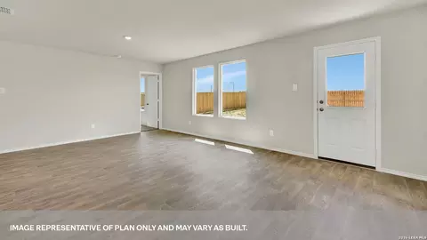 Living - 302 Windflower Cv, Luling, TX 78648 photo 3 of 3