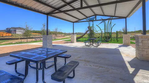 View/Area - 302 Windflower Cv, Luling, TX 78648 photo 3 of 5