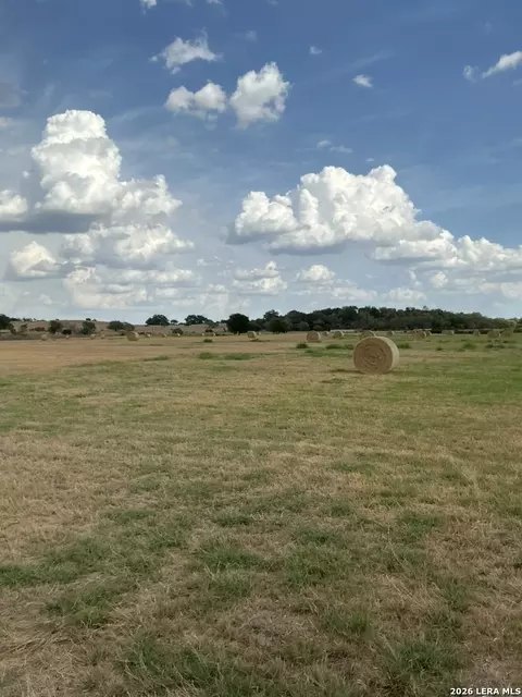 12510 Fm 775, La Vernia, TX 78121