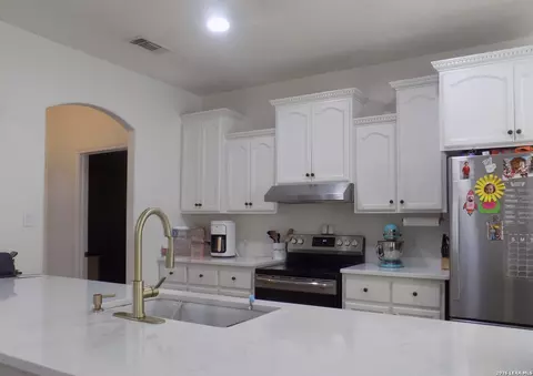 Kitchen - 2982 Superior Dr, Eagle Pass, TX 78852 photo 1 of 3