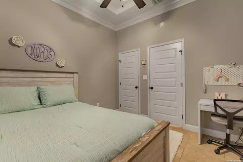 Bedroom - 2740 Oak Manor Dr, Eagle Pass, TX 78852 photo 7 of 8