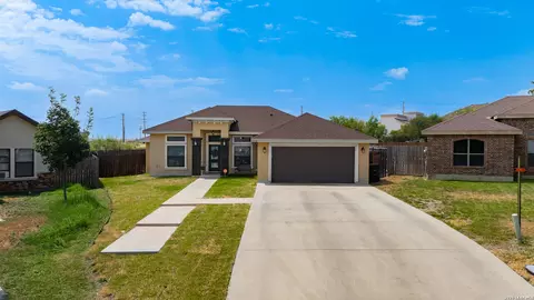 Other - 2740 Oak Manor Dr, Eagle Pass, TX 78852 photo 1 of 11