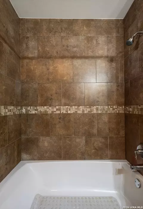 Bath - 2740 Oak Manor Dr, Eagle Pass, TX 78852 photo 6 of 6