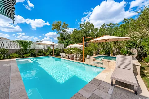 6343 Hibiscus Fls, San Antonio, TX 78218