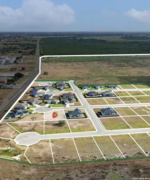 108 Troubadour Ln, Poteet, TX 78065