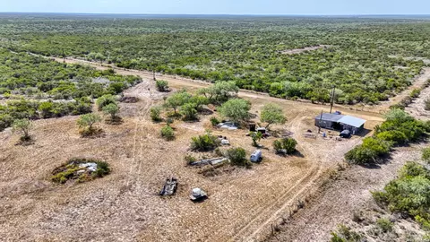 View/Area - 2252 E Frontier 5, Freer, TX 78384 photo 5 of 6
