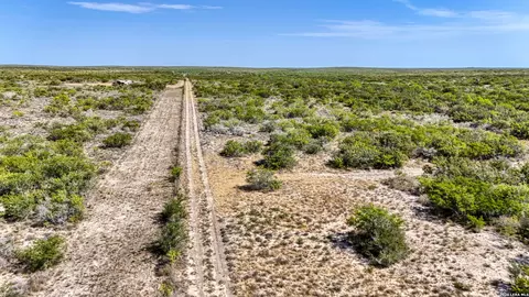 Other - 2252 E Frontier 5, Freer, TX 78384 photo 11 of 14