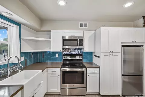 102 Ruelle UNIT 208D, San Antonio, TX 78209