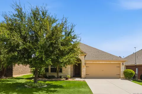 120 Pilsen Dr, Boerne, TX 78006