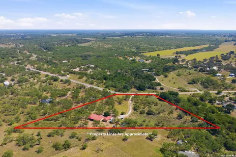 994 Quail Run, Lytle, TX 78052 photo 7
