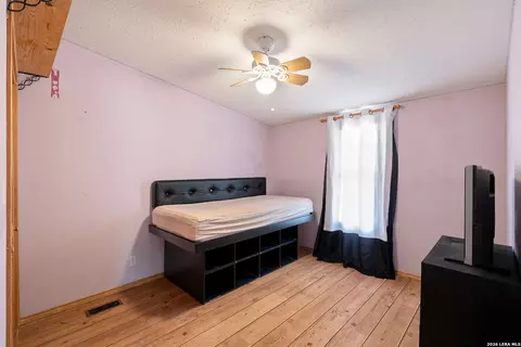 994 Quail Run, Lytle, TX 78052 photo 26