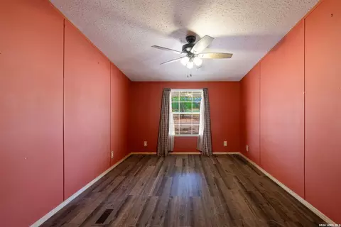 994 Quail Run, Lytle, TX 78052 photo 28