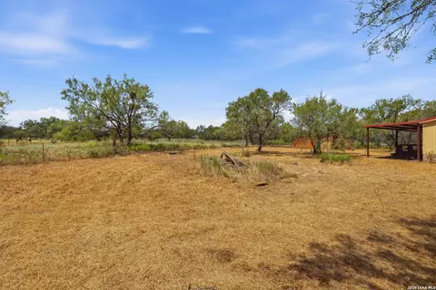 994 Quail Run, Lytle, TX 78052 photo 33