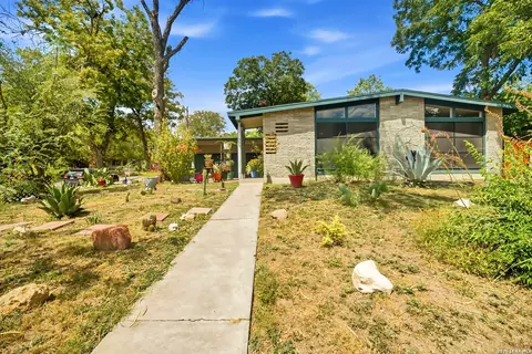 539 Crestview Dr, San Antonio, TX 78201
