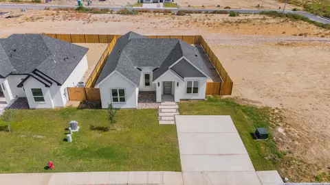View/Area - 3127 Jacob Dr, Eagle Pass, TX 78852 photo 1 of 10