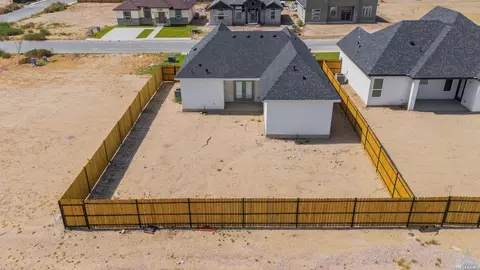 View/Area - 3127 Jacob Dr, Eagle Pass, TX 78852 photo 4 of 10