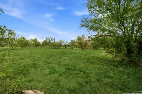 2426 Betty Jean St, San Antonio, TX 78223