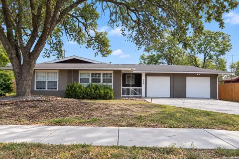 326 Sandalwood, San Antonio, TX 78216