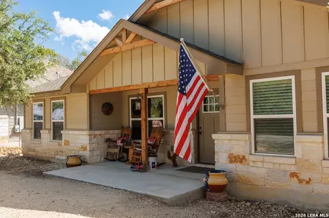 2012 Ronda Ct, Canyon Lake, TX 78133