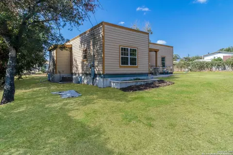 Exterior - 4434 Mountain Pass, Von Ormy, TX 78073 photo 4 of 8
