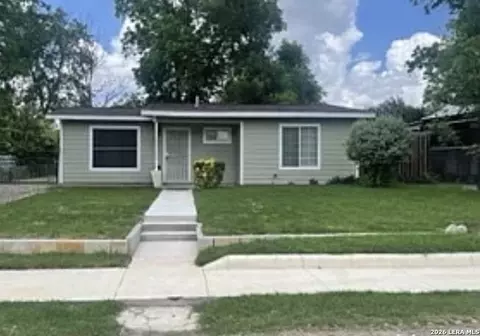 135 Willee Dr, San Antonio, TX 78228